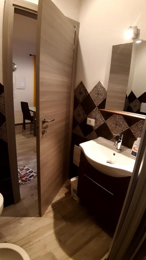 Domo In Terranoa, Old Town Apartman Olbia Kültér fotó